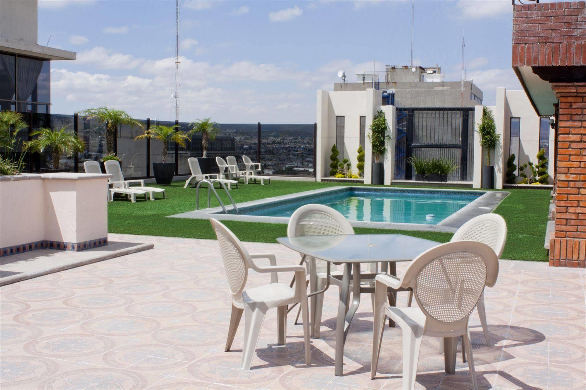 Hotel Real Plaza San Luis Potosi Exterior photo